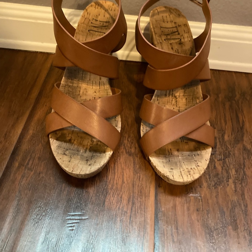 INC Strappy wedge sandals -Brown
